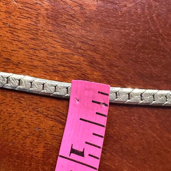 Avon Herringbone Chain Link Necklace 17" Vintage Gold tone Layering - Picture 8 of 8